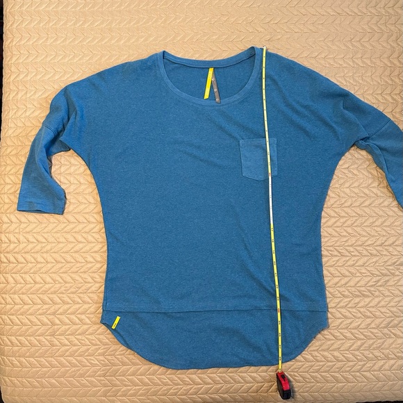 Lole tunic length top, 3/4 sleeve, size Small - Picture 7 of 10